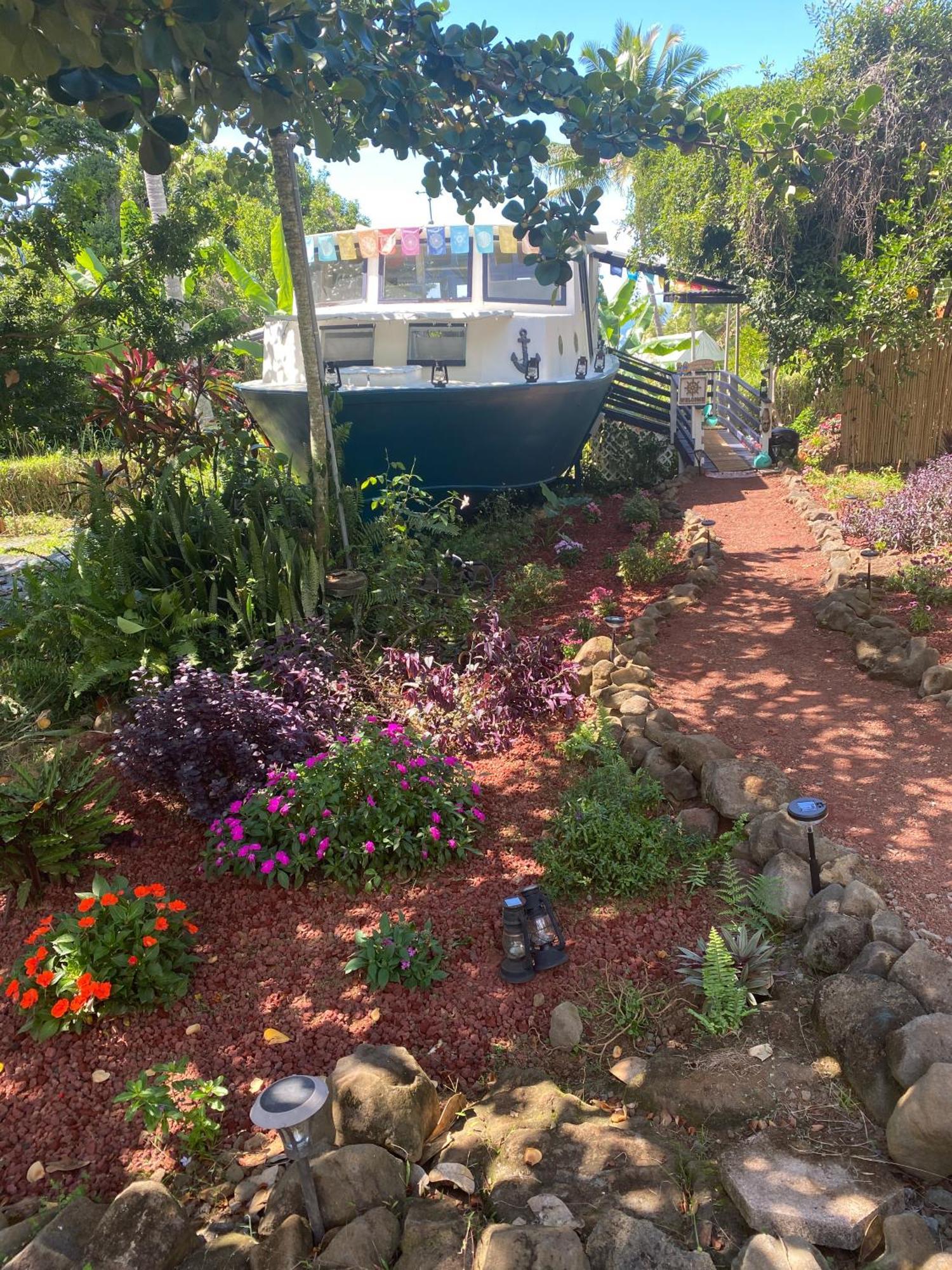 Вилла Cozy Jungle Boat Hideaway With Stunning Ocean View Kealakekua Экстерьер фото